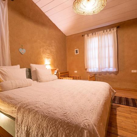 Hemdatya Stone Suites In The Galilee Ilaniya Rum bild