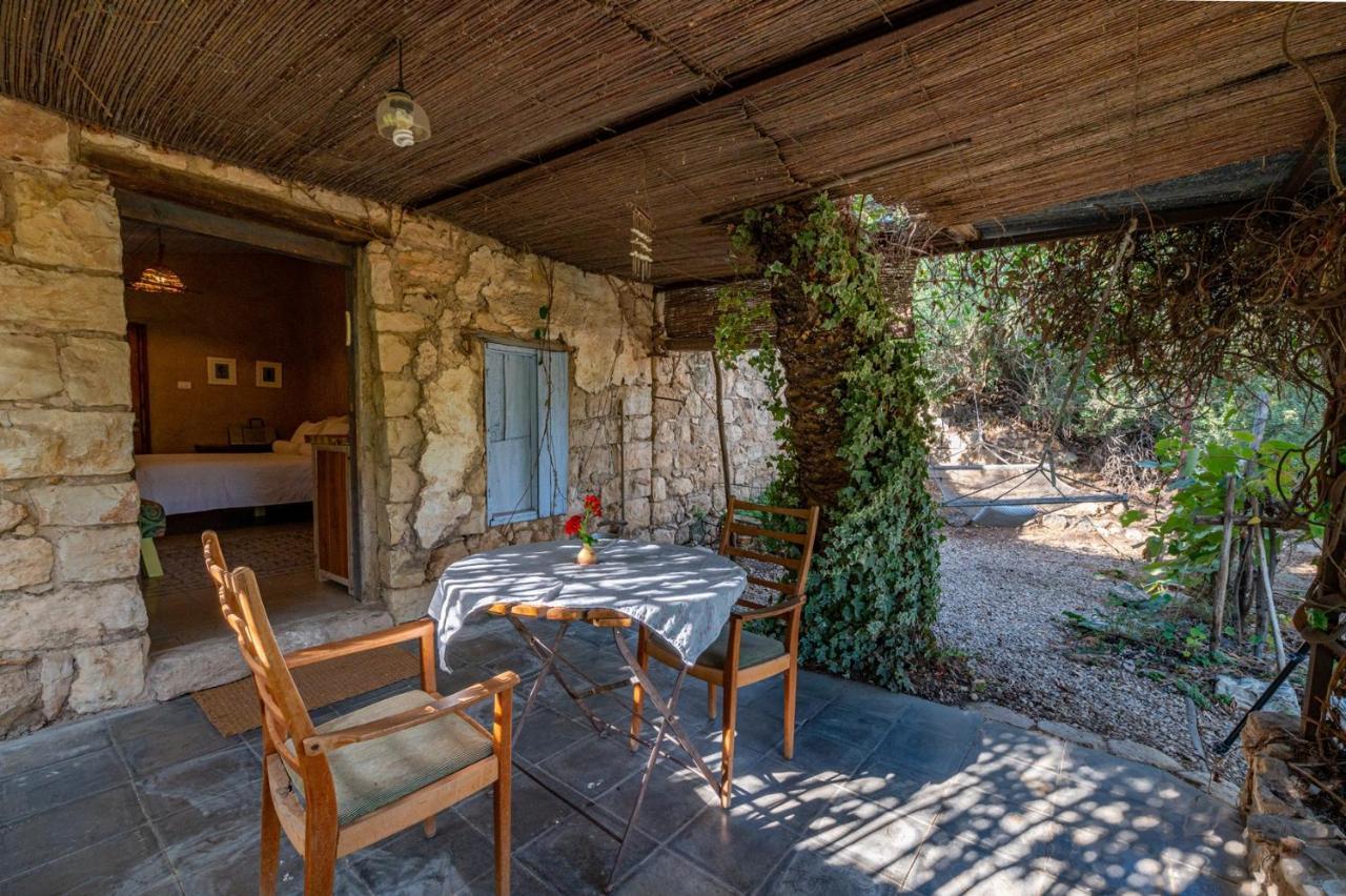 Hemdatya Stone Suites In The Galilee Ilaniya Exteriör bild