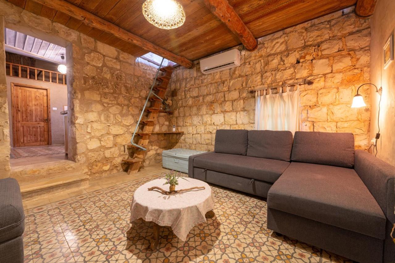 Hemdatya Stone Suites In The Galilee Ilaniya Exteriör bild