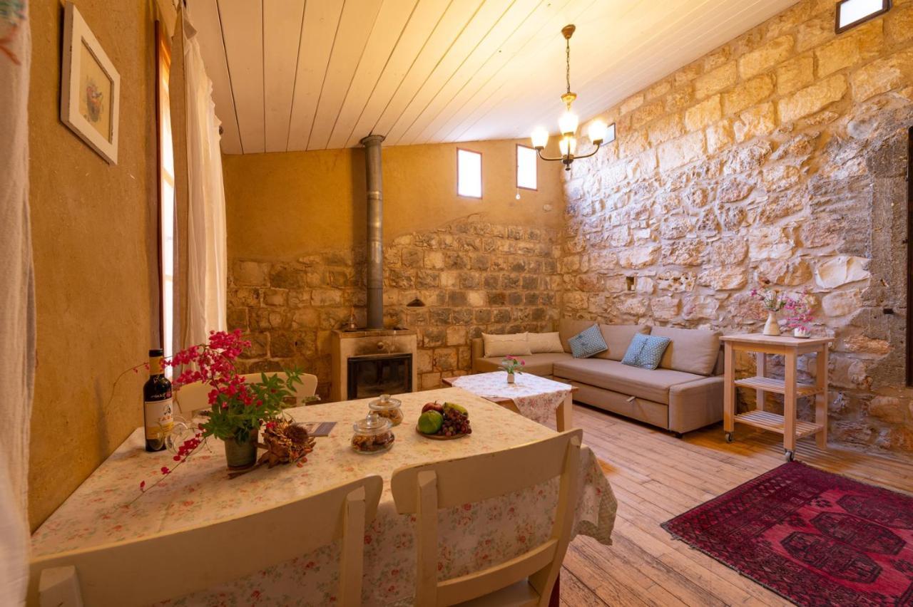 Hemdatya Stone Suites In The Galilee Ilaniya Exteriör bild
