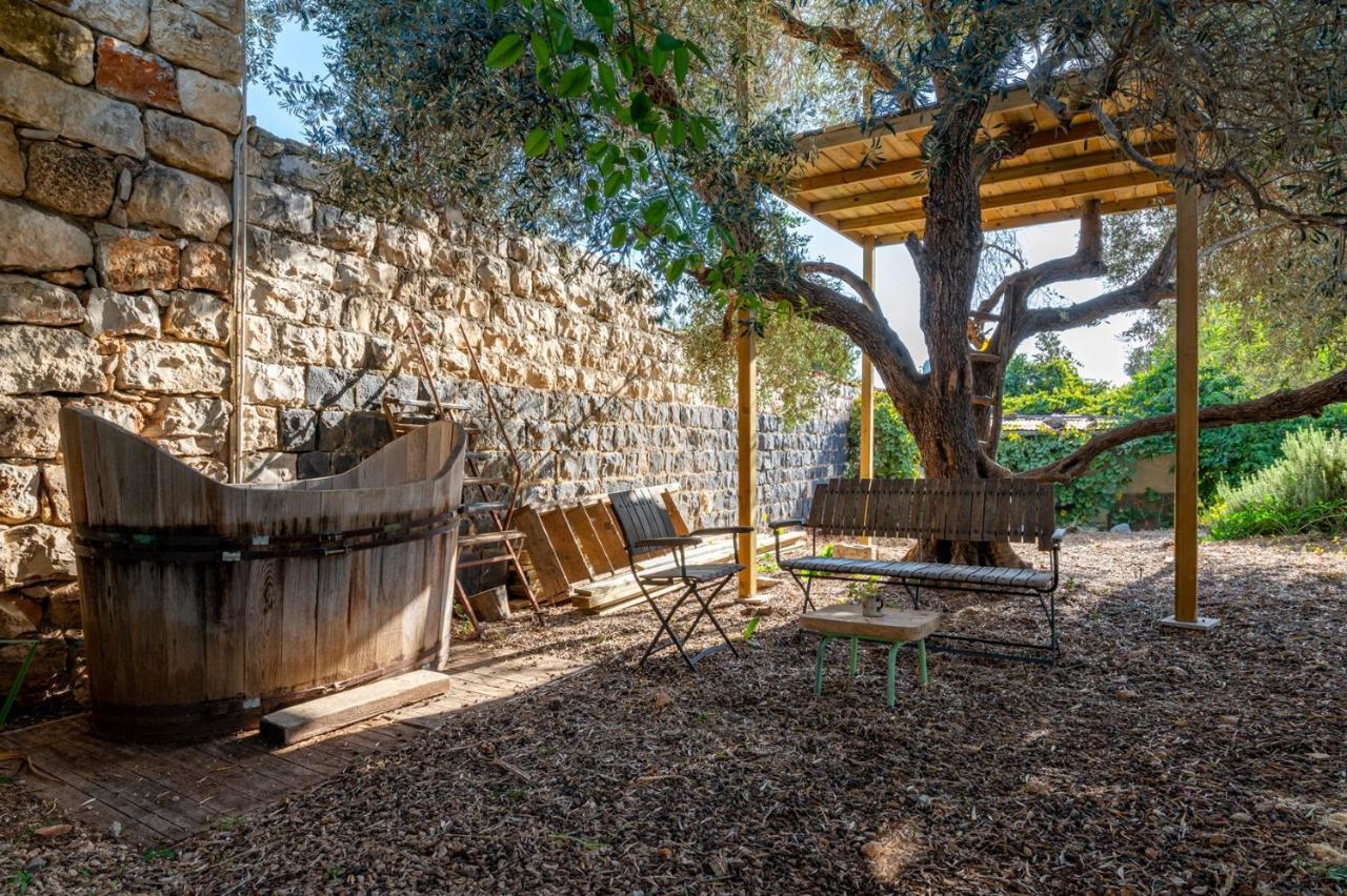 Hemdatya Stone Suites In The Galilee Ilaniya Exteriör bild