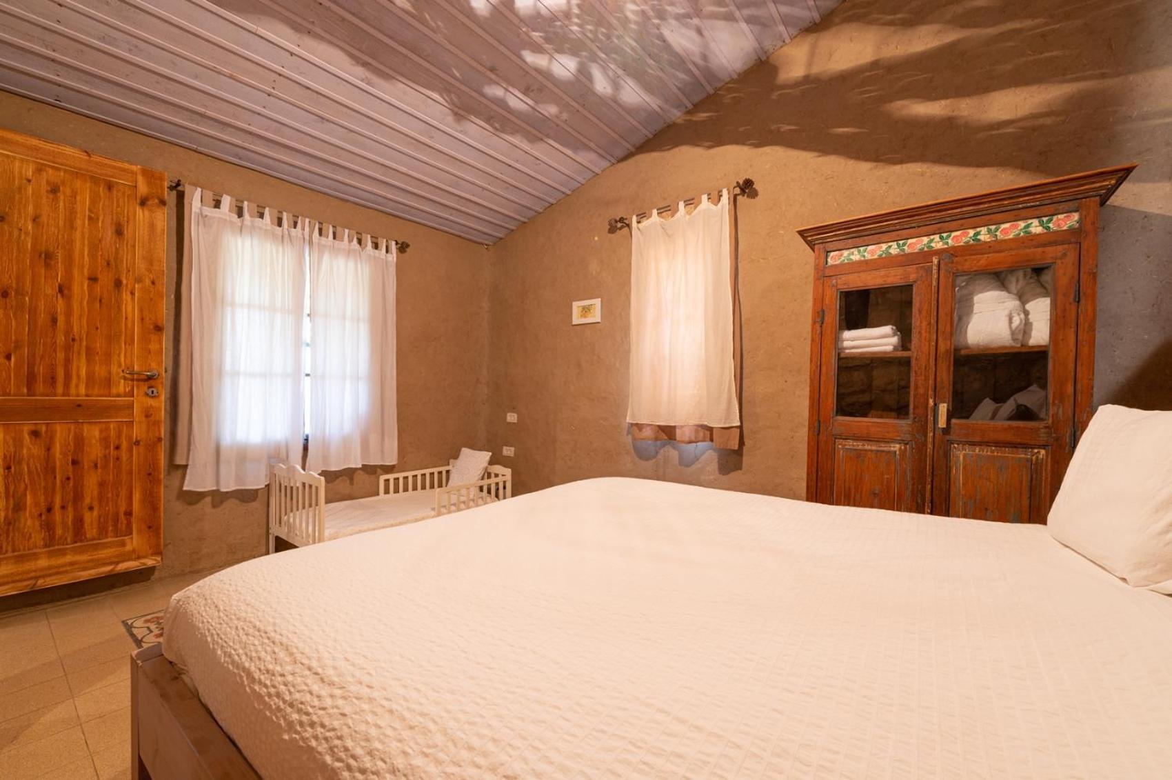 Hemdatya Stone Suites In The Galilee Ilaniya Rum bild