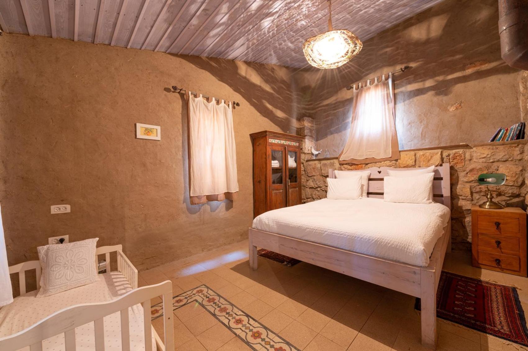 Hemdatya Stone Suites In The Galilee Ilaniya Rum bild
